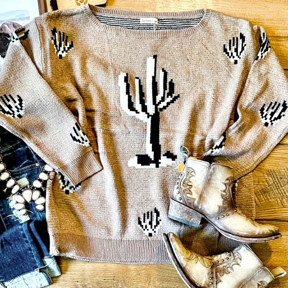 WeWoreWhat Sweaters - NWOT Taupe Cactus Pattern Sweater